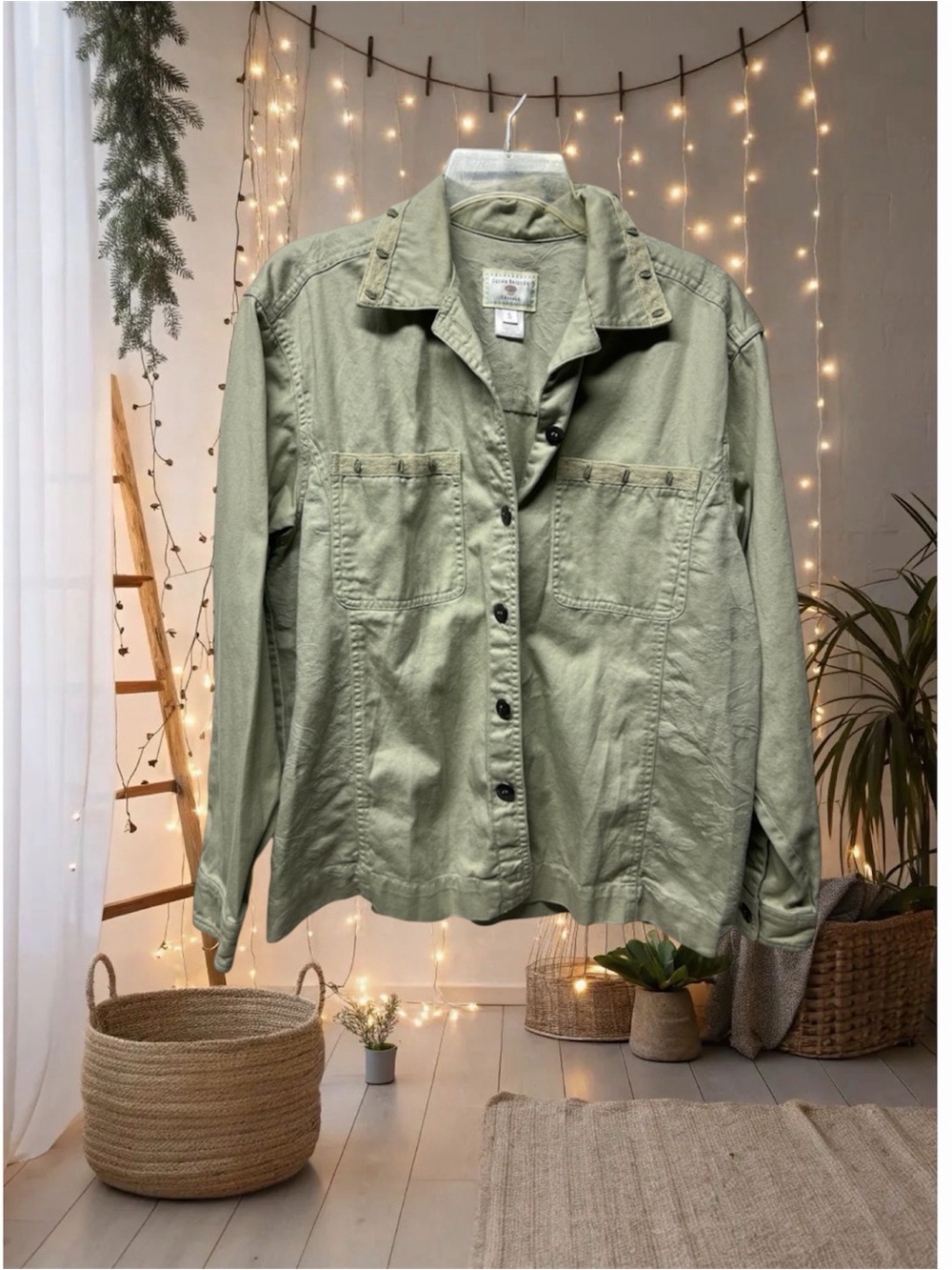 Susan Bristol casuals sage olive green button front textured light Jacket small